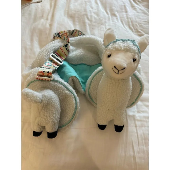 YogaPets Llama Soft Toy with Strap - Adorable & Cozy Plush Storage - Picture 3 of 8